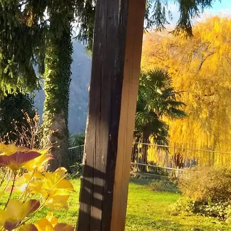 Villa Marinella Fronte Lago *